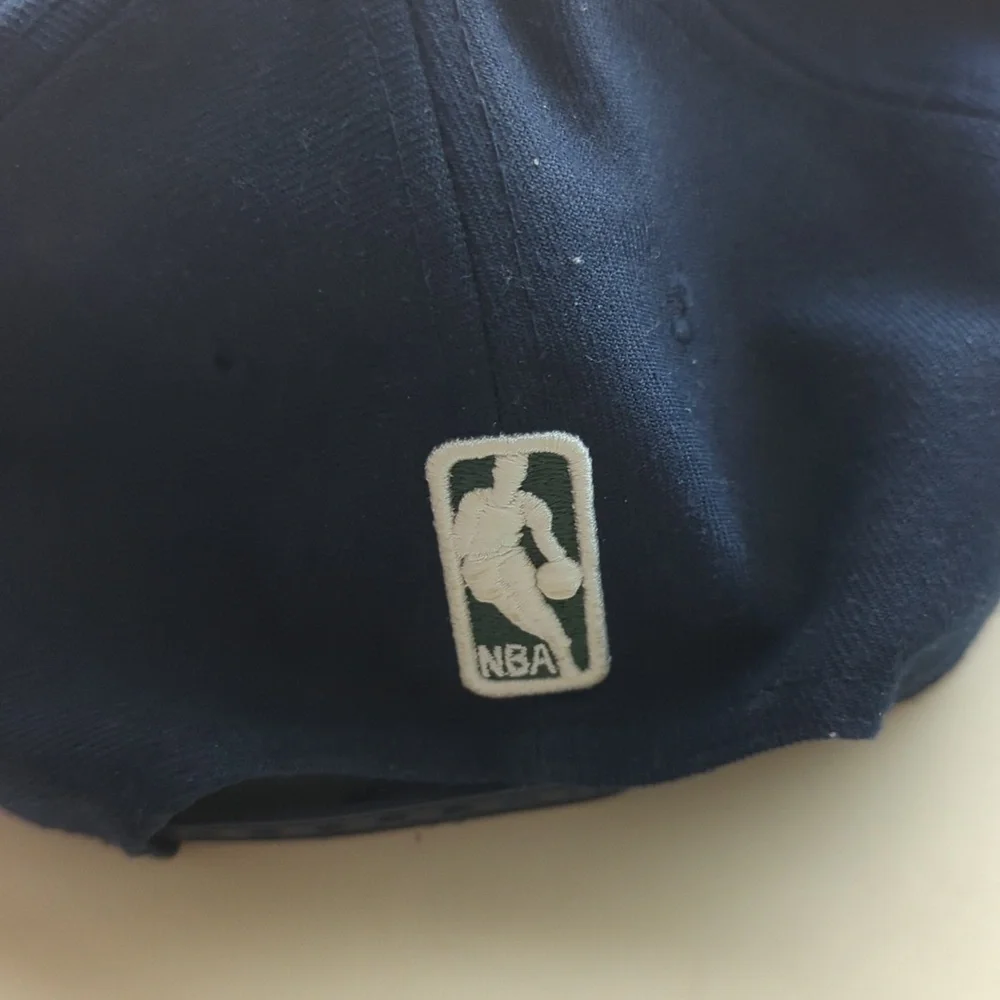 New Era Men's NBA Utah‎ Jazz Embroidered Logo Snapback Hat
